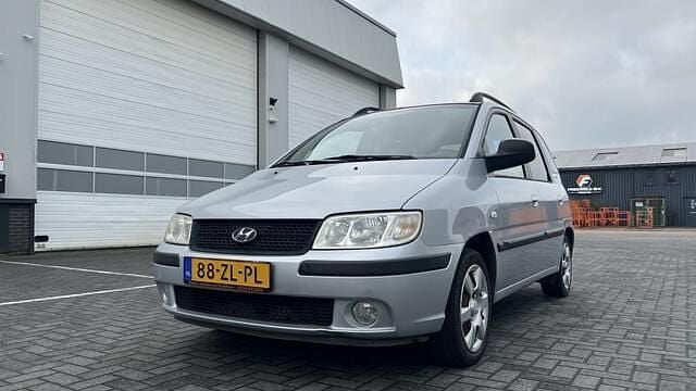 Grijs Gebruikt 2008 Hyundai Matrix Active MPV | € 2.250 (Eerlijke prijs) - Afbeelding 1/4