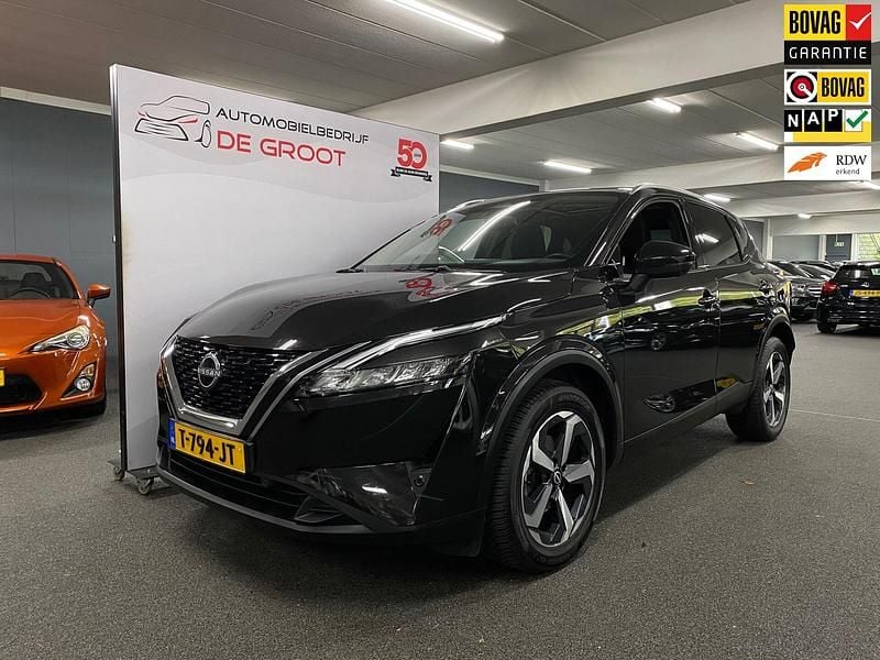 Zwart Gebruikt 2023 Nissan Qashqai N-Connecta SUV | € 27.750 (Eerlijke prijs) - Afbeelding 1/4