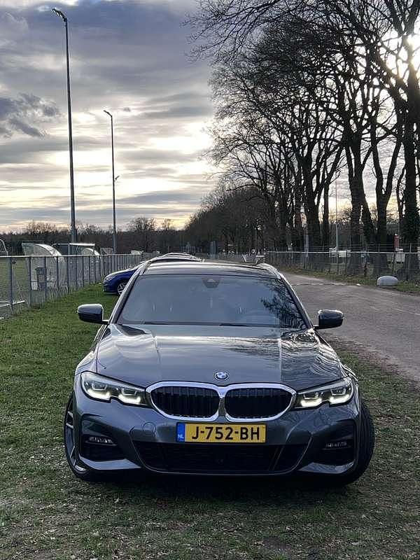 Occasion BMW 320 184 PK (135 kW) 2020 Grijs Stationwagen