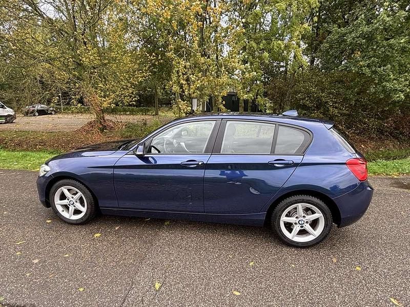 Blauw Gebruikt 2015 BMW 118 Hatchback | € 10.295 (Goede deal) - Afbeelding 1/4
