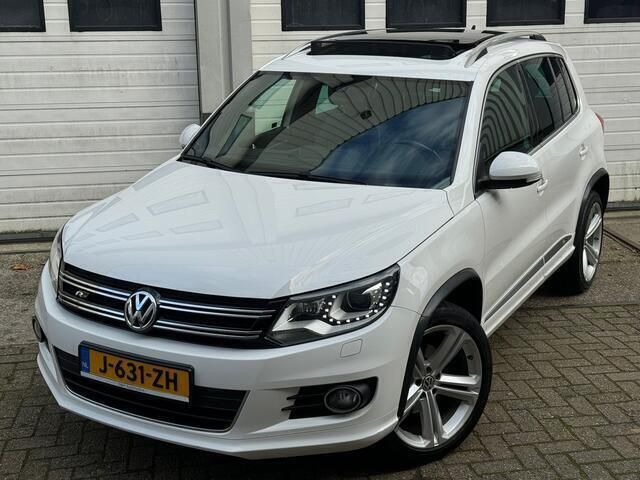 Wit Gebruikt 2013 VW Tiguan R-line SUV | € 12.300 (Eerlijke prijs) - Afbeelding 1/4