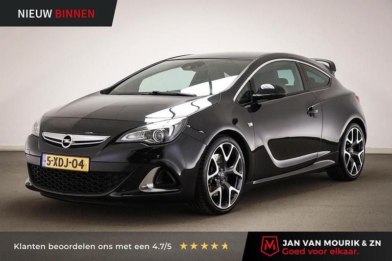 Zwart Gebruikt 2014 Opel Astra GTC OPC Hatchback | € 19.695 - Afbeelding 1/4