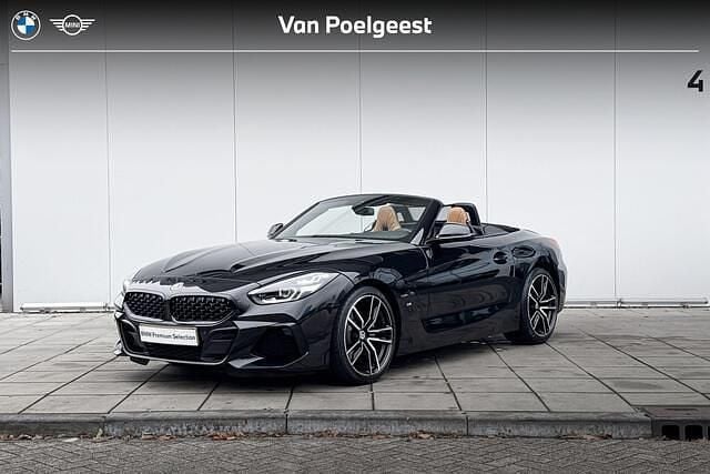 Zwart Gebruikt 2022 BMW Z4 Comfort Edition Cabriolet | € 44.900 (Goede deal) - Afbeelding 1/4