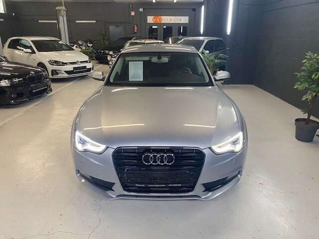 Zilver Gebruikt 2016 Audi A5 Sport Coupé | € 15.999 (Iets duurder) - Afbeelding 1/4