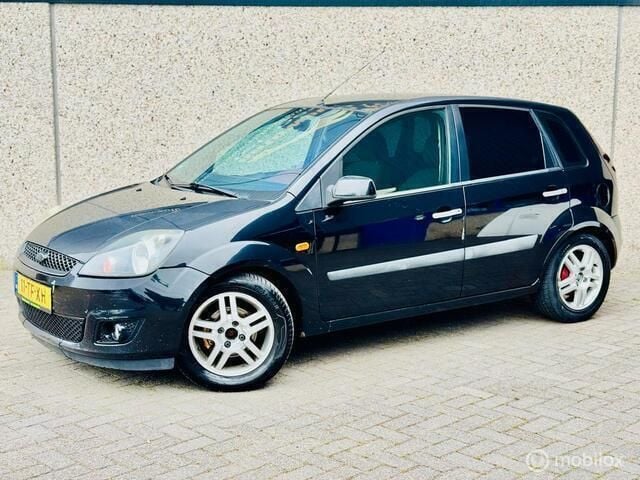 Occasion Ford Fiesta Style 69 PK (50 kW) 2006 Zwart Hatchback