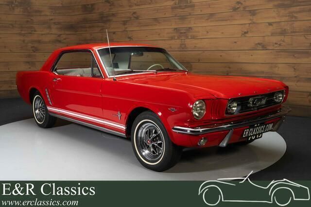 Rood Gebruikt 1965 Ford Mustang Coupé | € 44.950 - Afbeelding 1/4