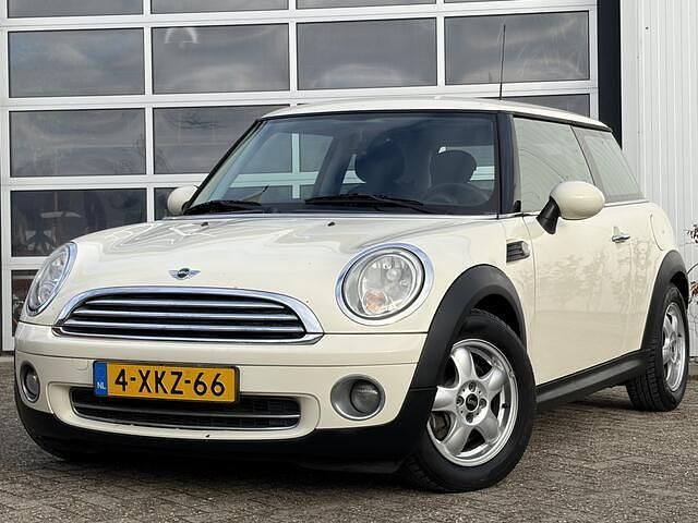 Occasion Mini ONE Salt 97 PK (71 kW) 2007 Wit Hatchback