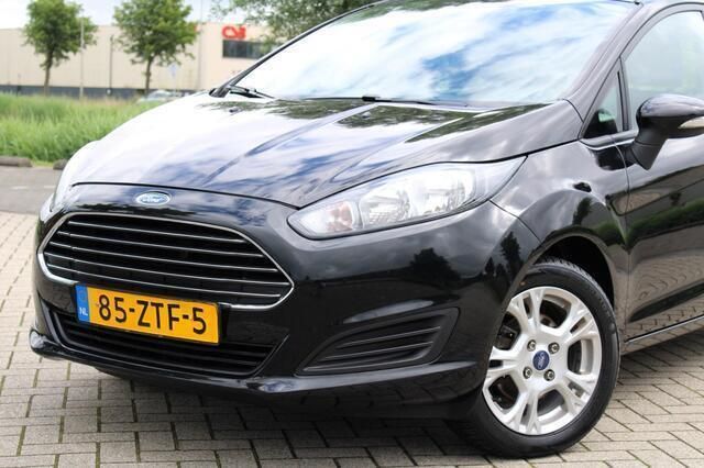 Occasion Ford Fiesta 65 PK (47 kW) 2013 Zwart Hatchback