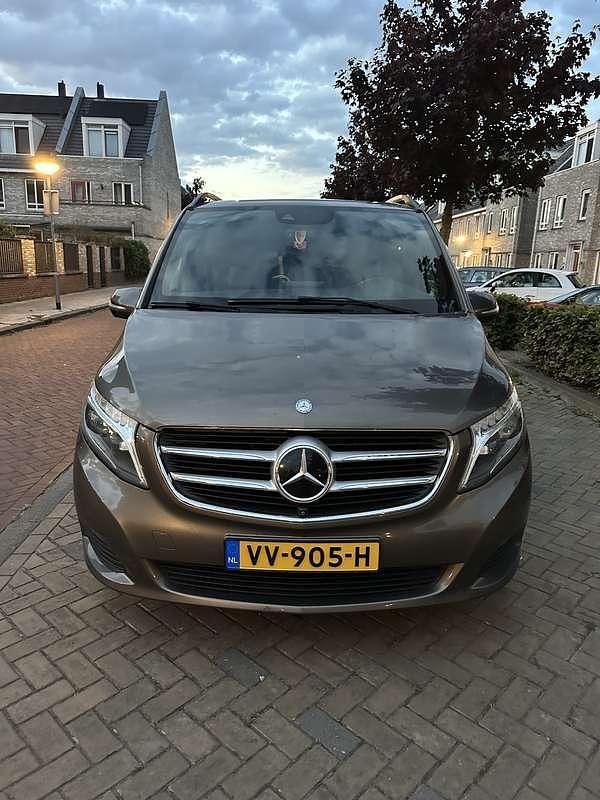 Gebruikt 2016 Mercedes V250 MPV | € 29.999 (Goede deal) - Afbeelding 1/4