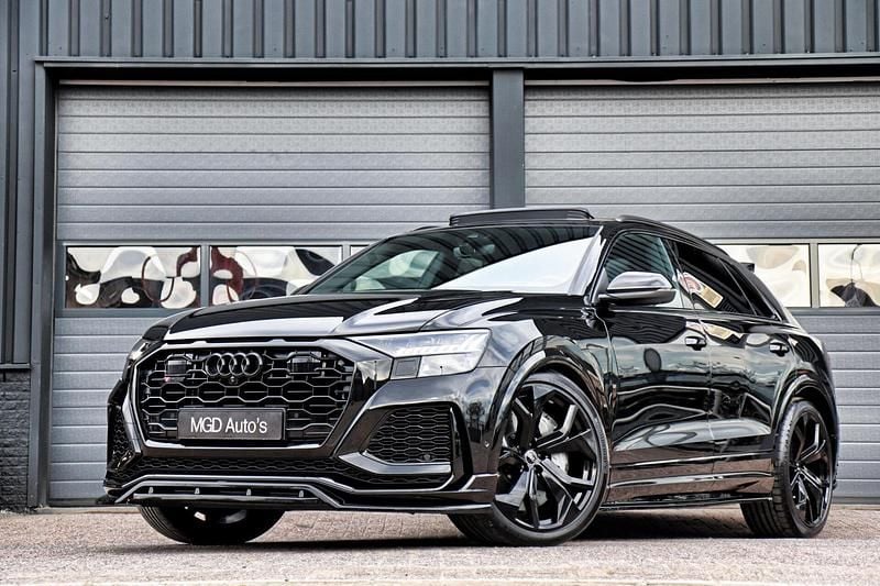 Zwart Gebruikt 2024 Audi RS Q8 Design SUV | € 179.950 (Iets duurder) - Afbeelding 1/4