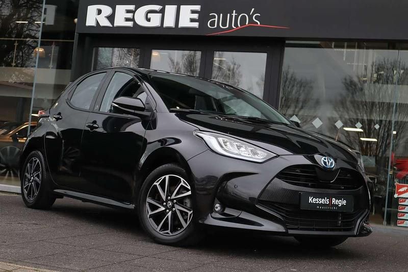Gebruikt 2022 Toyota Yaris Hybrid Hatchback | € 19.950 (Goede deal) - Afbeelding 1/4