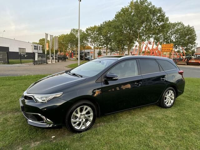 Occasion Toyota Auris Executive 99 PK (72 kW) 2016 Grijs Stationwagen