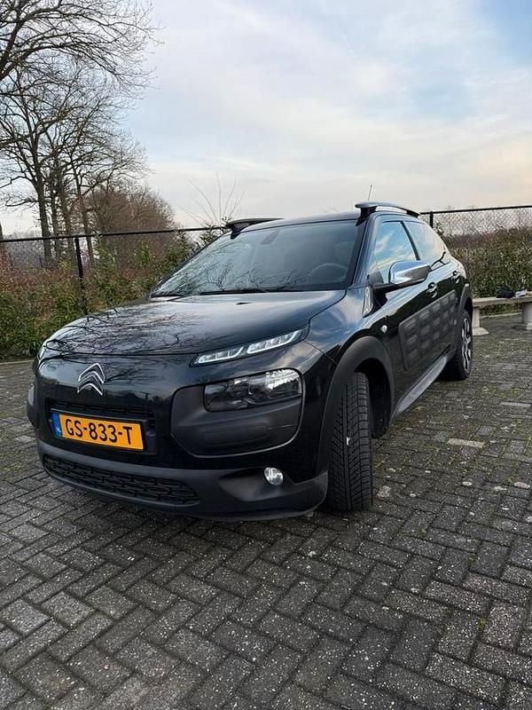 Occasion 2015 Citroën C4 Cactus Hatchback | € 7.750 (Goede deal) - Afbeelding 1/4