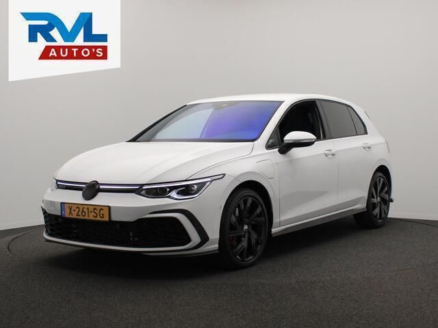 Wit Gebruikt 2020 VW Golf VIII GTE Hatchback | € 22.900 (Goede deal) - Afbeelding 1/4