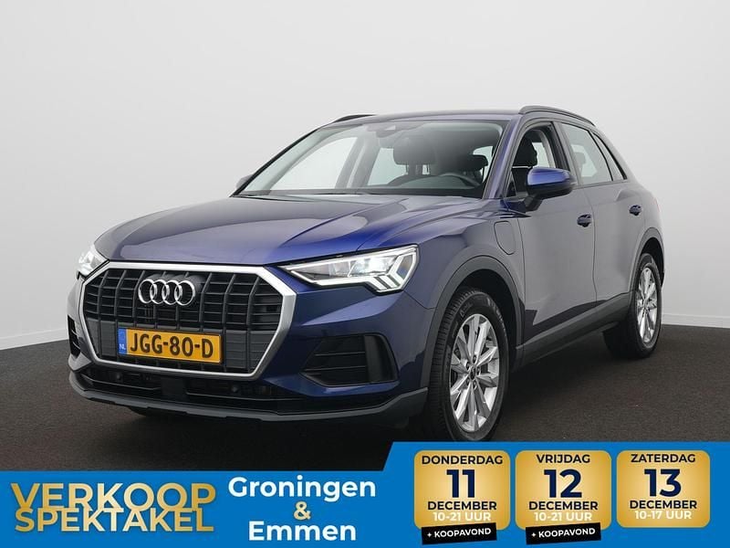 Blauw (metallic) Gebruikt 2022 Audi Q3 Advanced SUV | € 31.900 (Super prijs) - Afbeelding 1/4