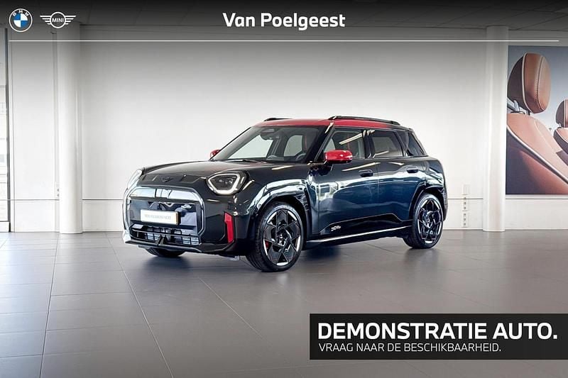 Legend grey Gebruikt 2025 Mini Cooper Comfort Hatchback | € 46.900 - Afbeelding 1/4
