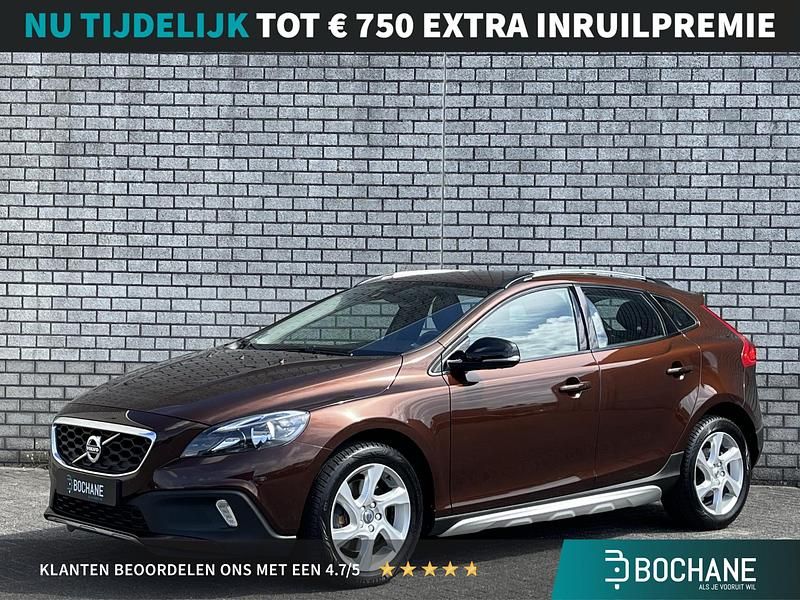 Bruin Gebruikt 2016 Volvo V40 CC Summum Stationwagen | € 19.240 (Eerlijke prijs) - Afbeelding 1/4