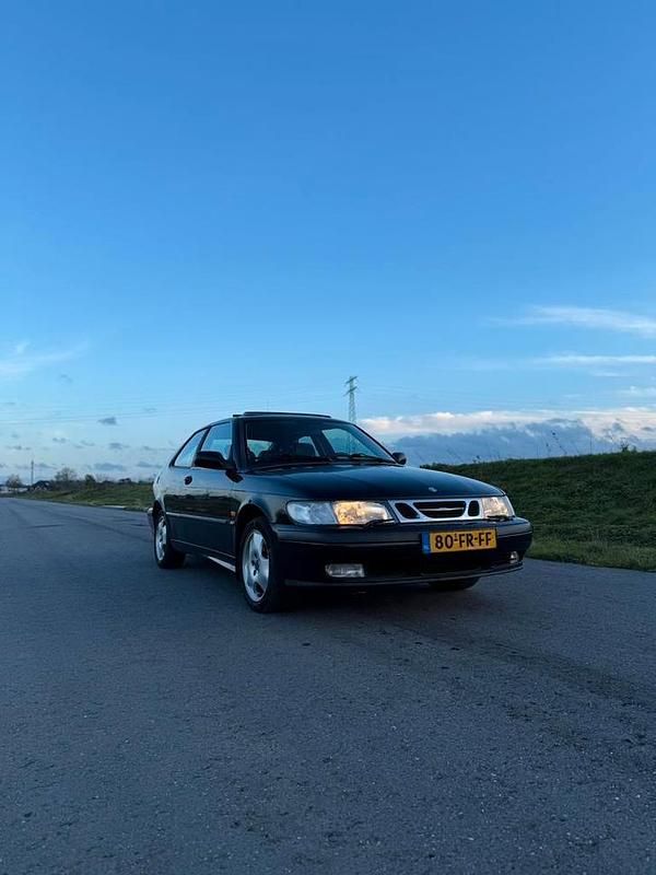 Gebruikt 2000 Saab 9-3 Coupé | € 5.000 (Eerlijke prijs) - Afbeelding 1/4