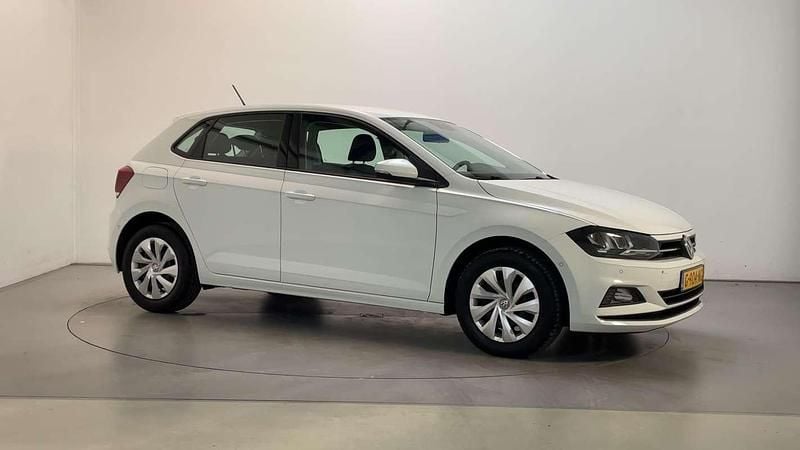 Wit Gebruikt 2019 VW Polo Comfortline Hatchback | € 13.700 (Super prijs) - Afbeelding 1/3
