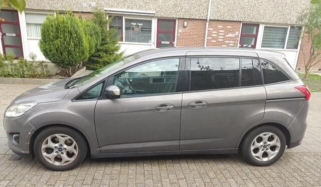 Grijs Gebruikt 2014 Ford Grand C-Max Titanium MPV | € 2.250 - Afbeelding 1/4