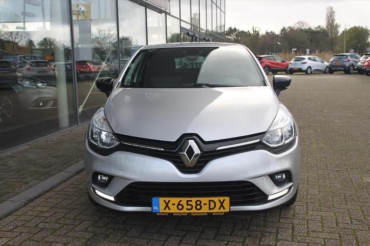 Occasion Renault Clio V LIMITED 76 PK (55 kW) 2020