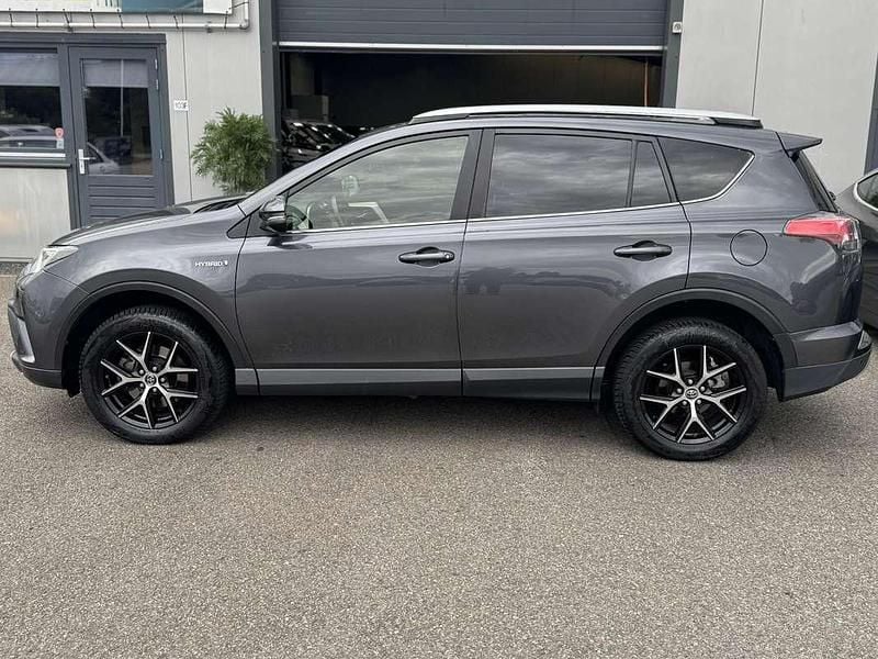 Occasion Toyota RAV4 Hybrid Style 197 PK (144 kW) 2016 Grijs SUV