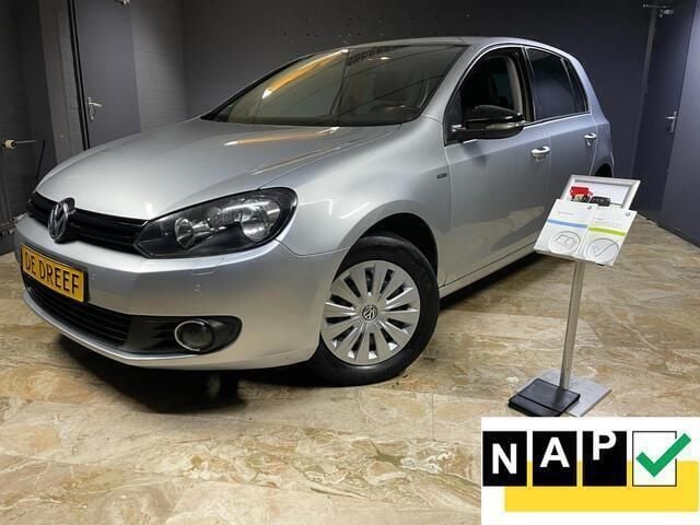 Zilver Gebruikt 2012 VW Golf VII Match Hatchback | € 6.950 (Eerlijke prijs) - Afbeelding 1/4