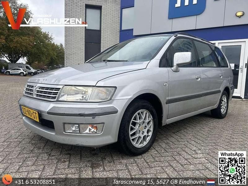 Grijs Gebruikt 2003 Mitsubishi Space Wagon MPV | € 1.350 - Afbeelding 1/4