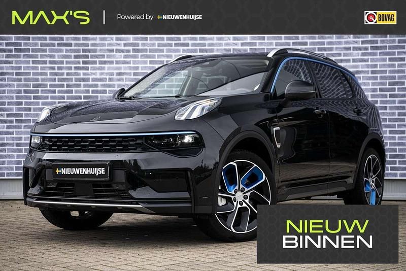 Zwart Gebruikt 2022 Lynk & Co 01 SUV | € 25.899 (Eerlijke prijs) - Afbeelding 1/3