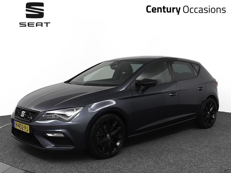 Grijs Gebruikt 2020 Seat Leon FR Hatchback | € 20.795 (Eerlijke prijs) - Afbeelding 1/4