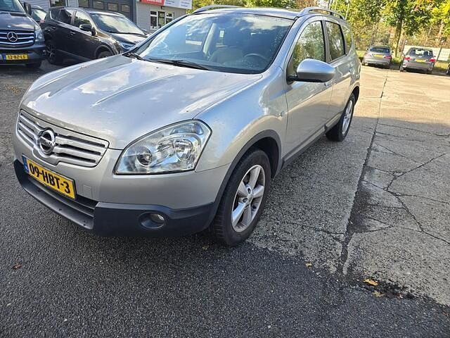 Grijs Gebruikt 2008 Nissan Qashqai +2 SUV | € 5.550 (Super prijs) - Afbeelding 1/4