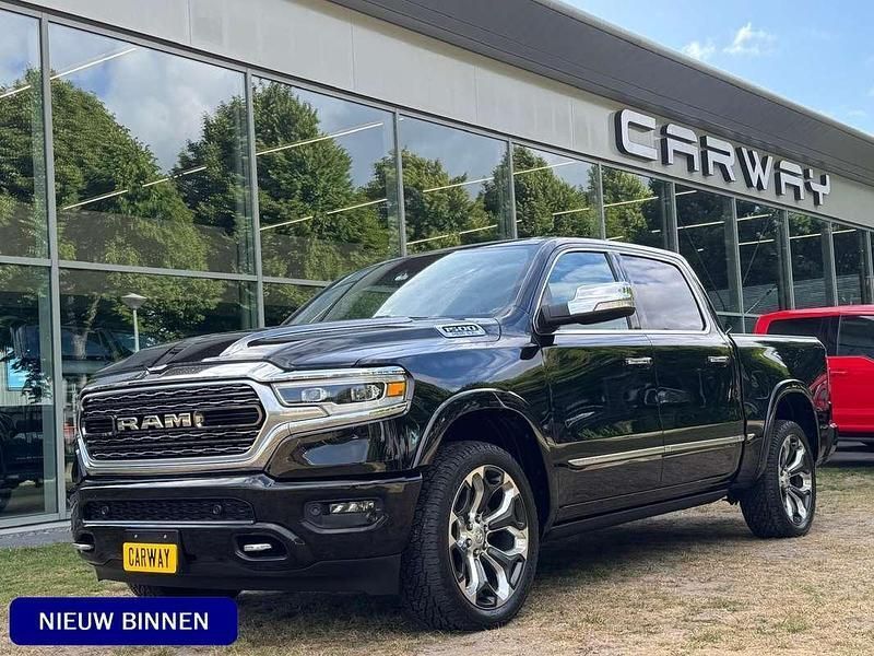 Zwart Gebruikt 2022 RAM 1500 Pickup | € 58.900 - Afbeelding 1/4
