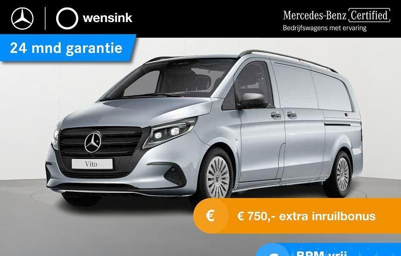Zilver Gebruikt 2024 Mercedes Vito MPV | € 52.850 - Afbeelding 1/4