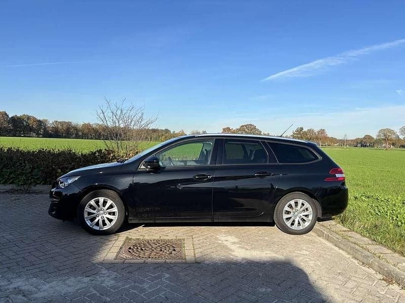 Occasion Peugeot 308 110 PK (80 kW) 2017 Zwart Stationwagen
