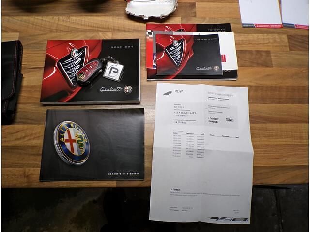 Occasion Alfa Romeo Giulietta Sprint 150 PK (110 kW) 2015 Grijs (metallic) Hatchback