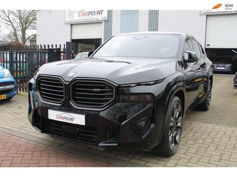 Zwart Gebruikt 2023 BMW XM Performance SUV | € 111.995 - Afbeelding 1/4
