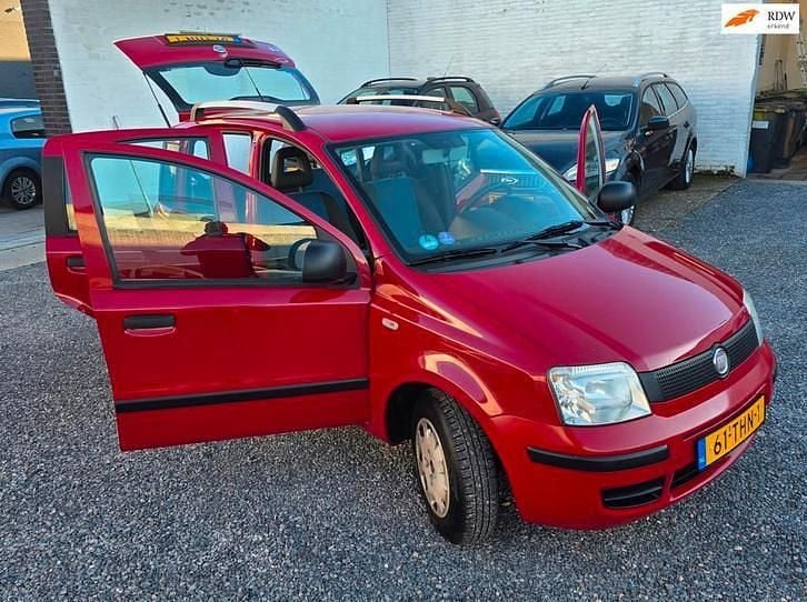 Occasion Fiat Panda Active 69 PK (50 kW) 2012 Rood (metallic) Hatchback