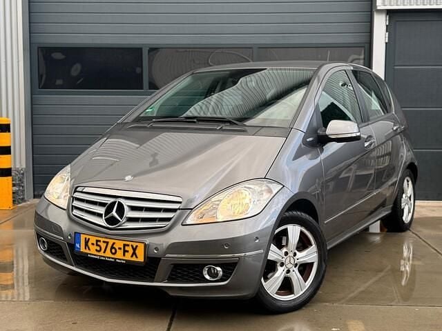 Grijs Gebruikt 2010 Mercedes A160 Avantgarde MPV | € 3.199 (Eerlijke prijs) - Afbeelding 1/4