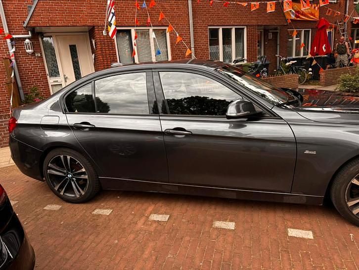 Gebruikt 2018 BMW 318 | € 20.000 (Goede deal) - Afbeelding 1/4