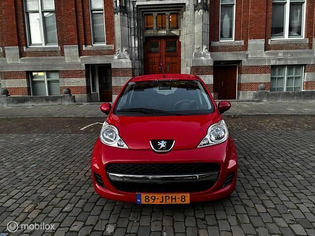 Occasion Peugeot 107 68 PK (50 kW) 2009 Rood Hatchback