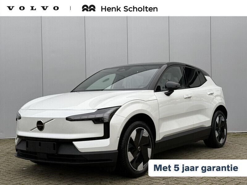 Wit Nieuw 2025 Volvo EX30 Plus SUV | € 38.450 - Afbeelding 1/4