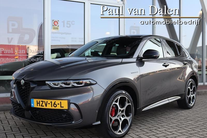 Grijs Gebruikt 2024 Alfa Romeo Tonale Veloce SUV | € 35.900 (Eerlijke prijs) - Afbeelding 1/4