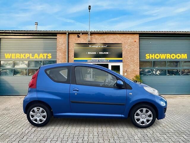 Occasion Peugeot 107 68 PK (50 kW) 2010 Blauw (metallic) Hatchback