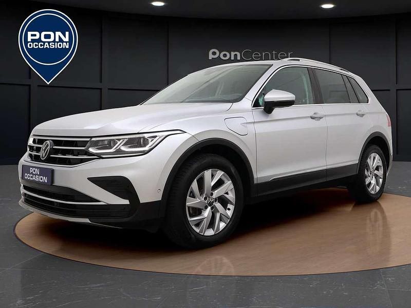 Zilver Gebruikt 2022 VW Tiguan Elegance SUV | € 27.950 (Super prijs) - Afbeelding 1/3