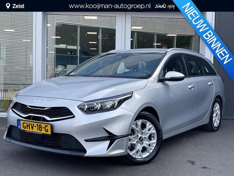 Sparkling silver m Occasion 2024 Kia Ceed Sportswagon Stationwagen | € 28.400 (Eerlijke prijs) - Afbeelding 1/4