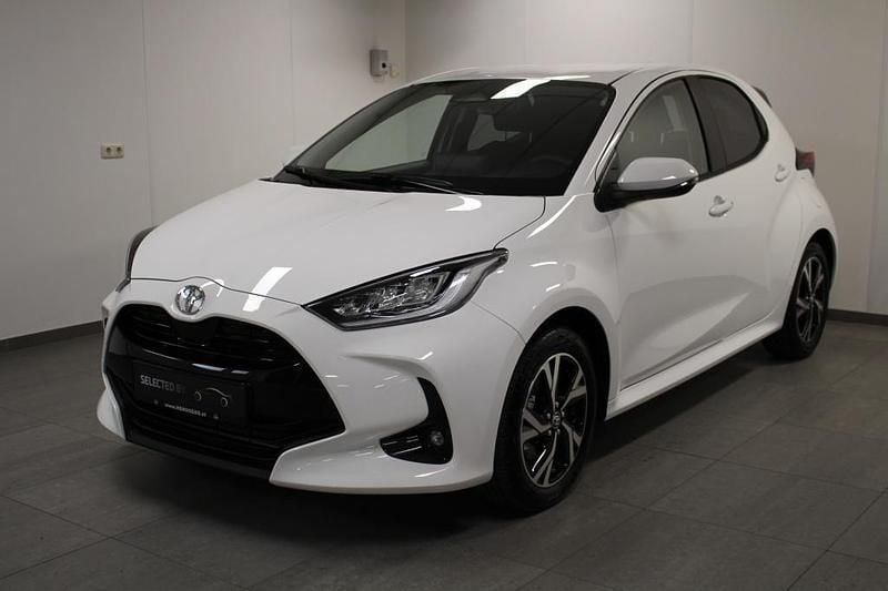Wit Nieuw 2026 Toyota Yaris Hybrid Hatchback | € 27.949 (Eerlijke prijs) - Afbeelding 1/4