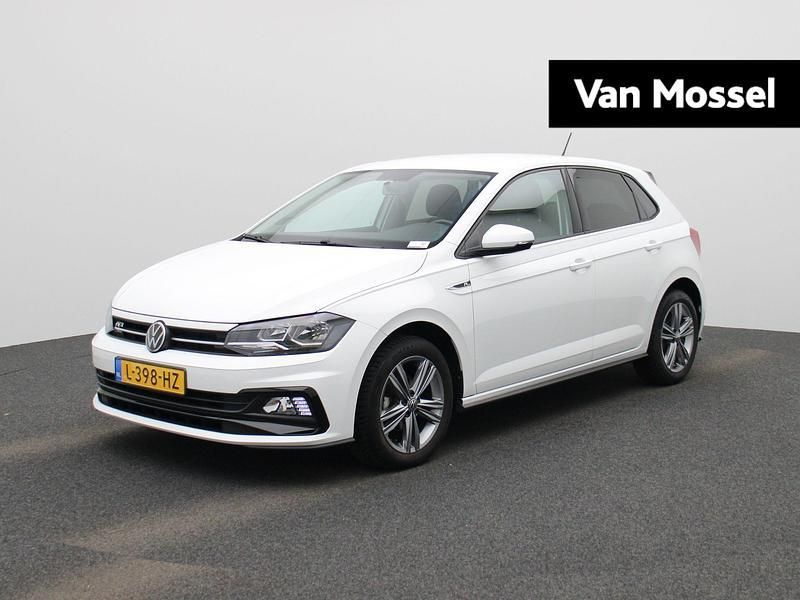 Wit Gebruikt 2021 VW Polo R-line Edition Hatchback | € 16.400 (Eerlijke prijs) - Afbeelding 1/4