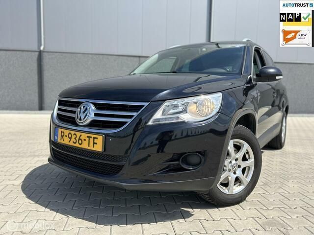 Zwart Gebruikt 2011 VW Tiguan SUV | € 7.949 (Goede deal) - Afbeelding 1/4