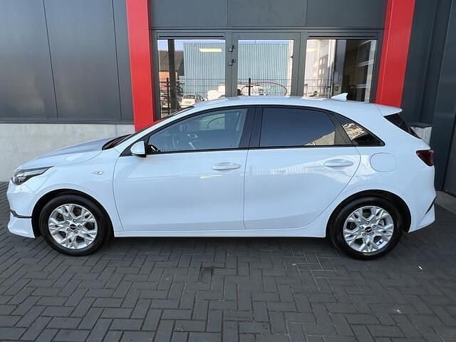 Occasion Kia Ceed 120 PK (88 kW) 2022 Wit Hatchback