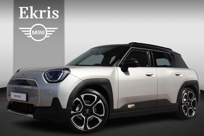Grijs, metallic lak Occasion 2025 Mini Aceman Favoured SUV | € 32.450 (Eerlijke prijs) - Afbeelding 1/4